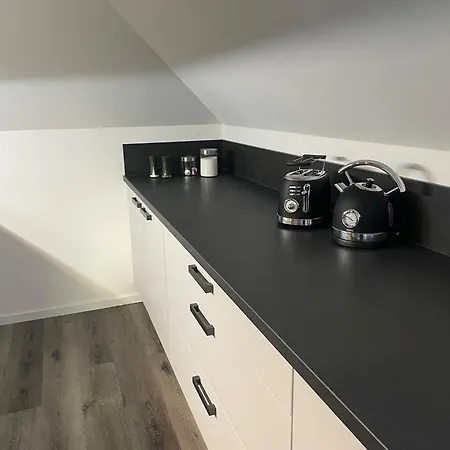 Sorinas Home - Comfortable Apartment Near Graz - Free Parking דירה